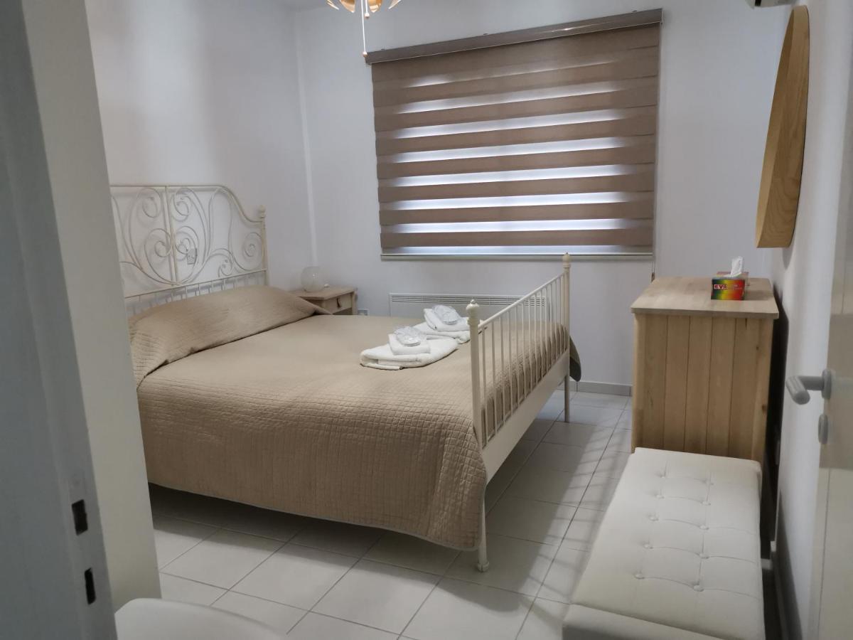 Iris Village, Near Kings Avenue Mall - By Imh Travel & Tours Πάφος Εξωτερικό φωτογραφία