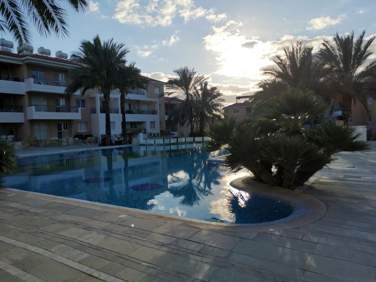 Iris Village, Near Kings Avenue Mall - By Imh Travel & Tours Πάφος Εξωτερικό φωτογραφία