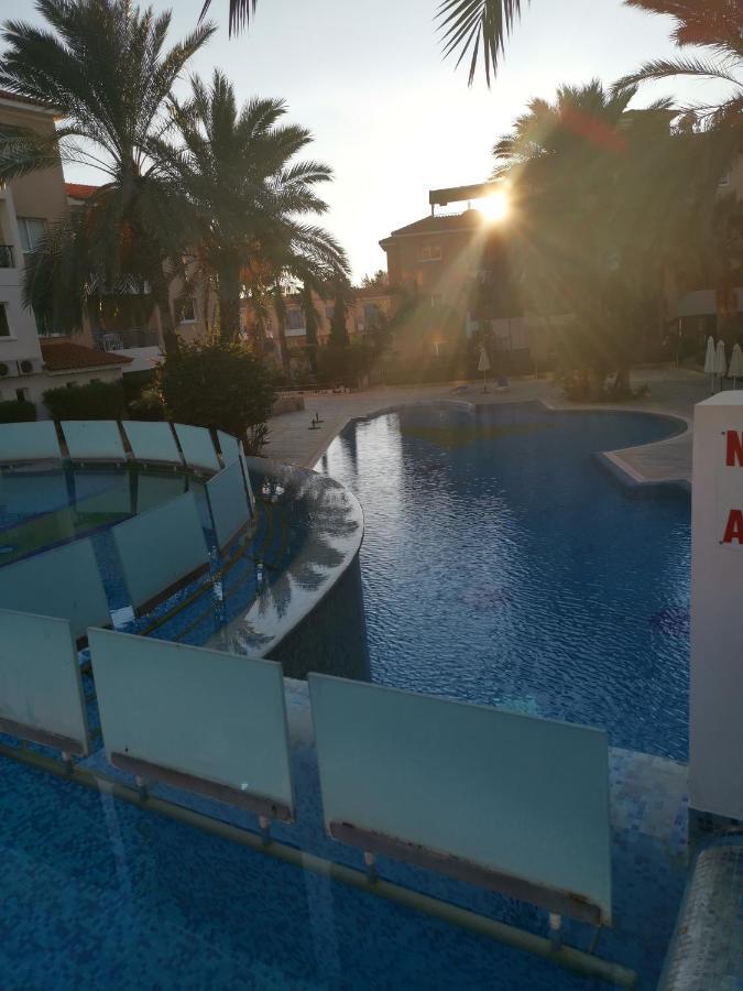 Iris Village, Near Kings Avenue Mall - By Imh Travel & Tours Πάφος Εξωτερικό φωτογραφία