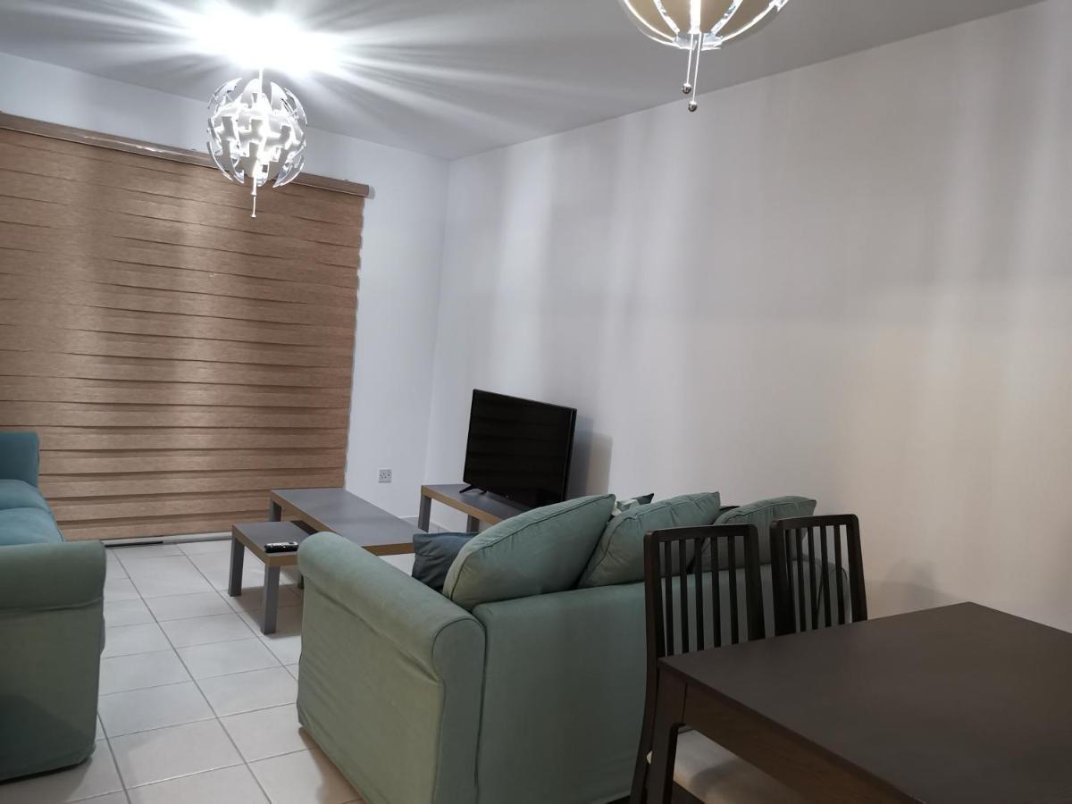 Iris Village, Near Kings Avenue Mall - By Imh Travel & Tours Πάφος Εξωτερικό φωτογραφία